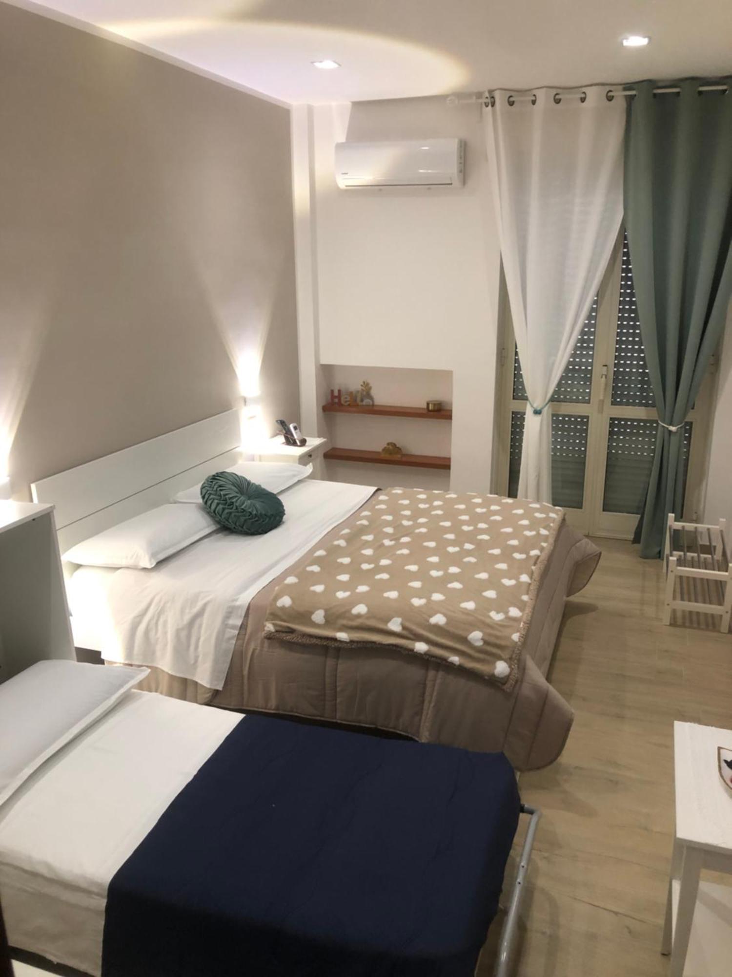 B&B Civico 22 Silvestre Neapol Zewnętrze zdjęcie